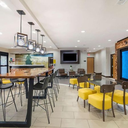 Best Western Plus Denton Inn & Suites Extérieur photo